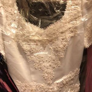 Gorgeous Wessing Dress in Excellent condition